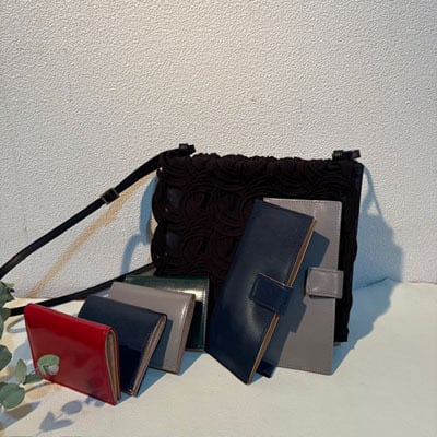 B.stuff 限定「リアン」スクエアショルダーバッグ