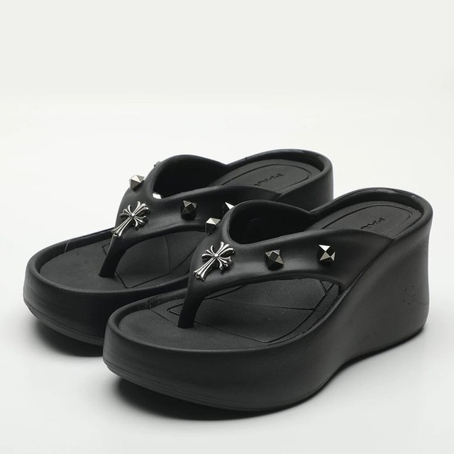 cross motif studs thong wedge heel sandals m0027