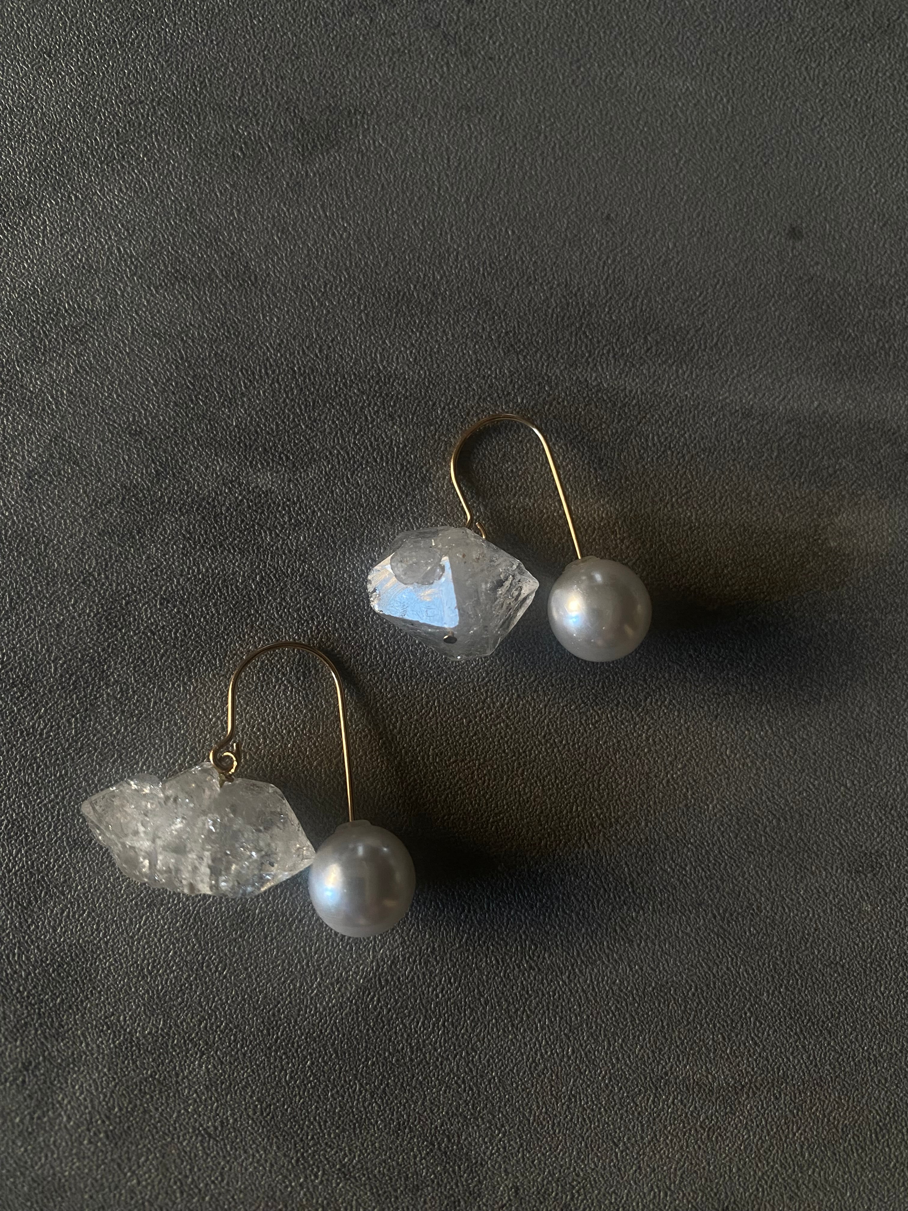 お守りにしよ♡ヒマラヤ水晶ピアス/イヤリング | e-acce