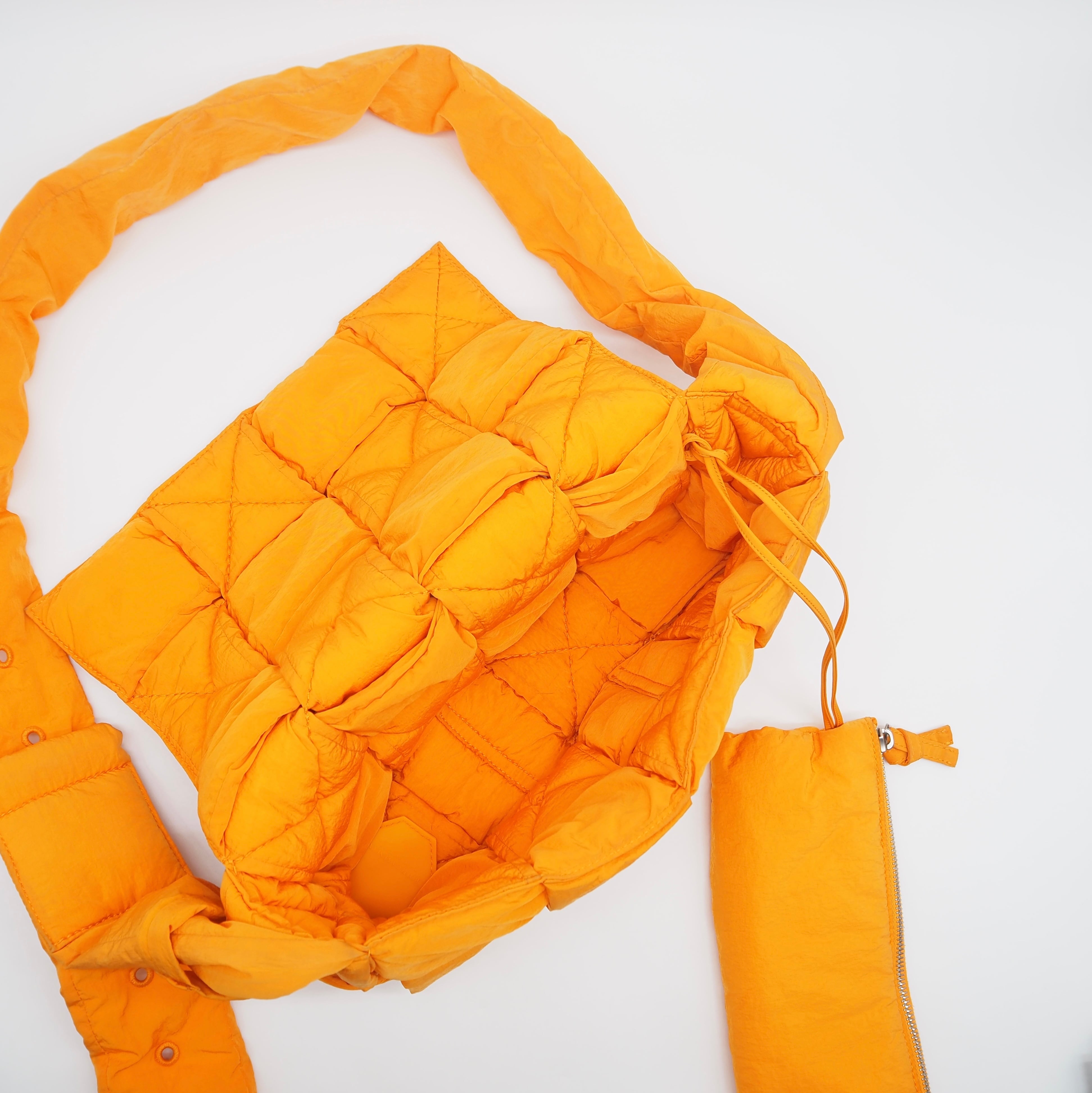 付属品付き】Bottega Veneta パデットテック カセット ショルダー