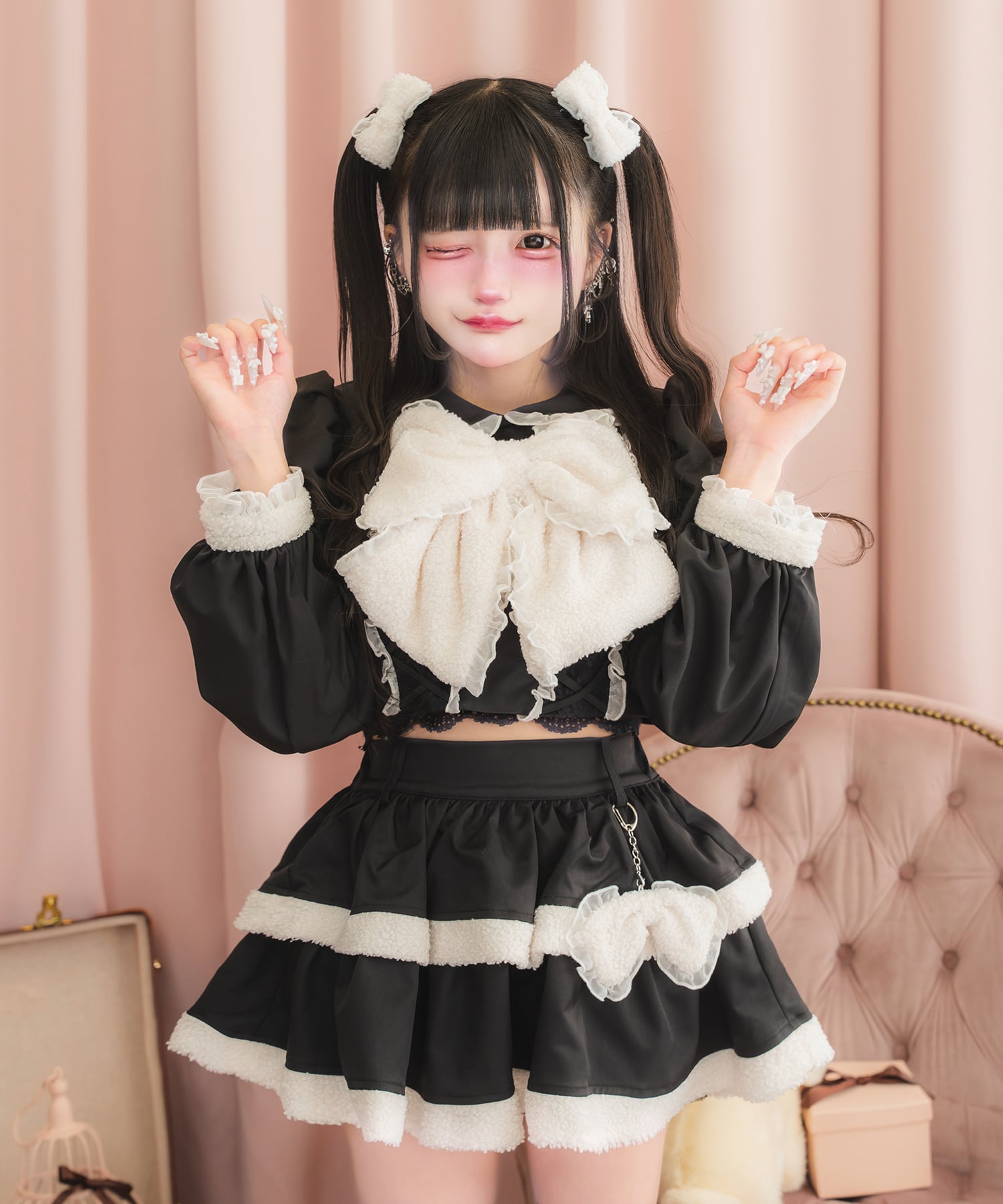 お値下げ！美品可愛い⭐︎ もこもこセットアップ　インナー付き　黒　M もこもこかわいいせっとあっぷ【ブラック】 | nyan Me.