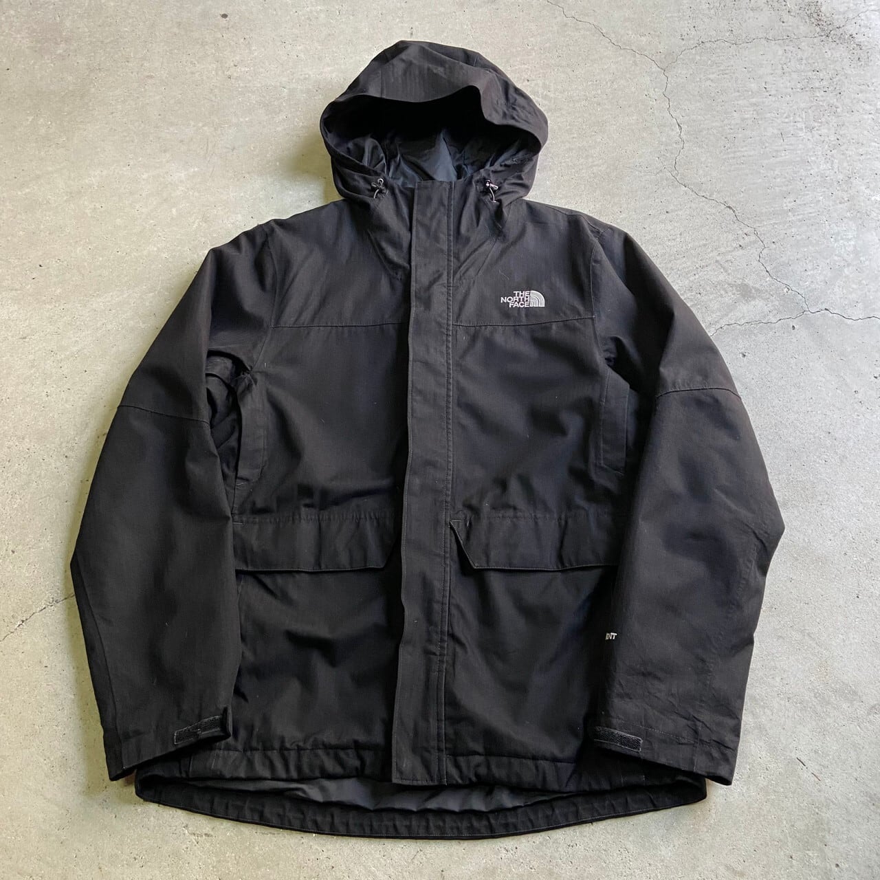 THE NORTH FACE マウンテンパーカー　ブラック　HYVENT