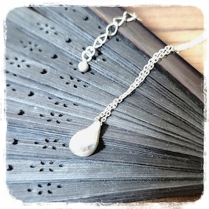 Silver950 Petite-dorp Pendant Necklace