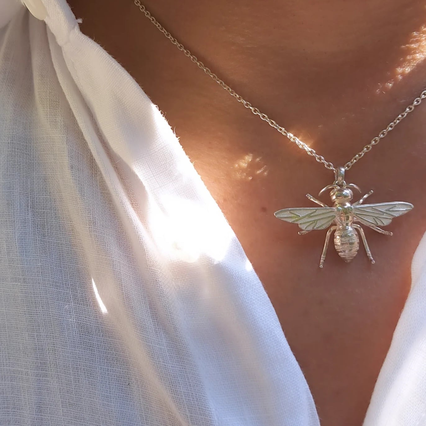 蜂 ペンダントトップ 】スズメバチ 蜂ネックレス 蜂アクセサリー ハチ