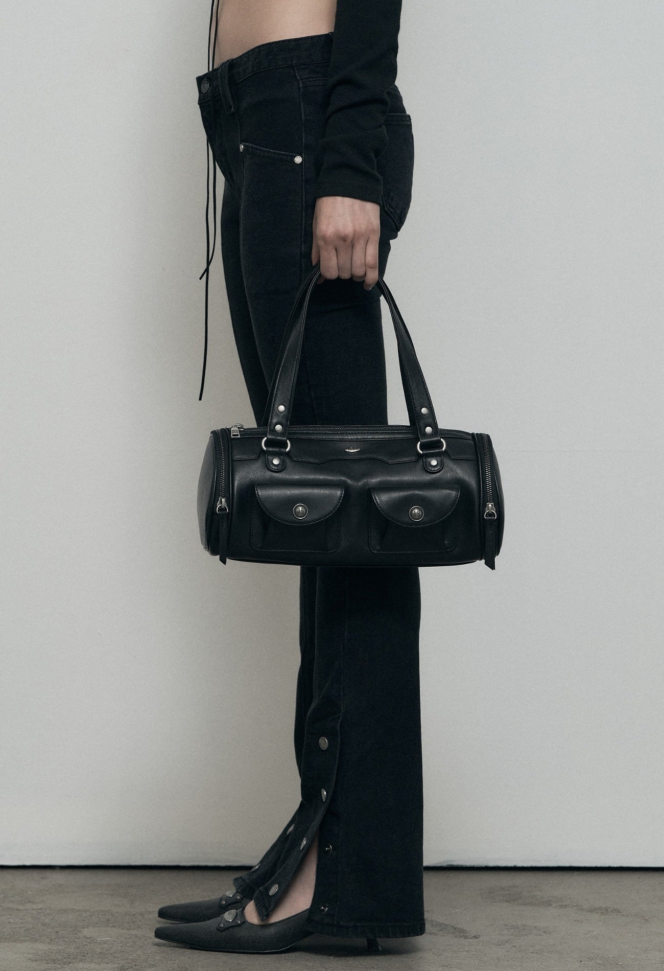 BOHEMIAN SEOUL] CARGO MINI SHOULDER BAG, MATTE BLACK 正規品 韓国 