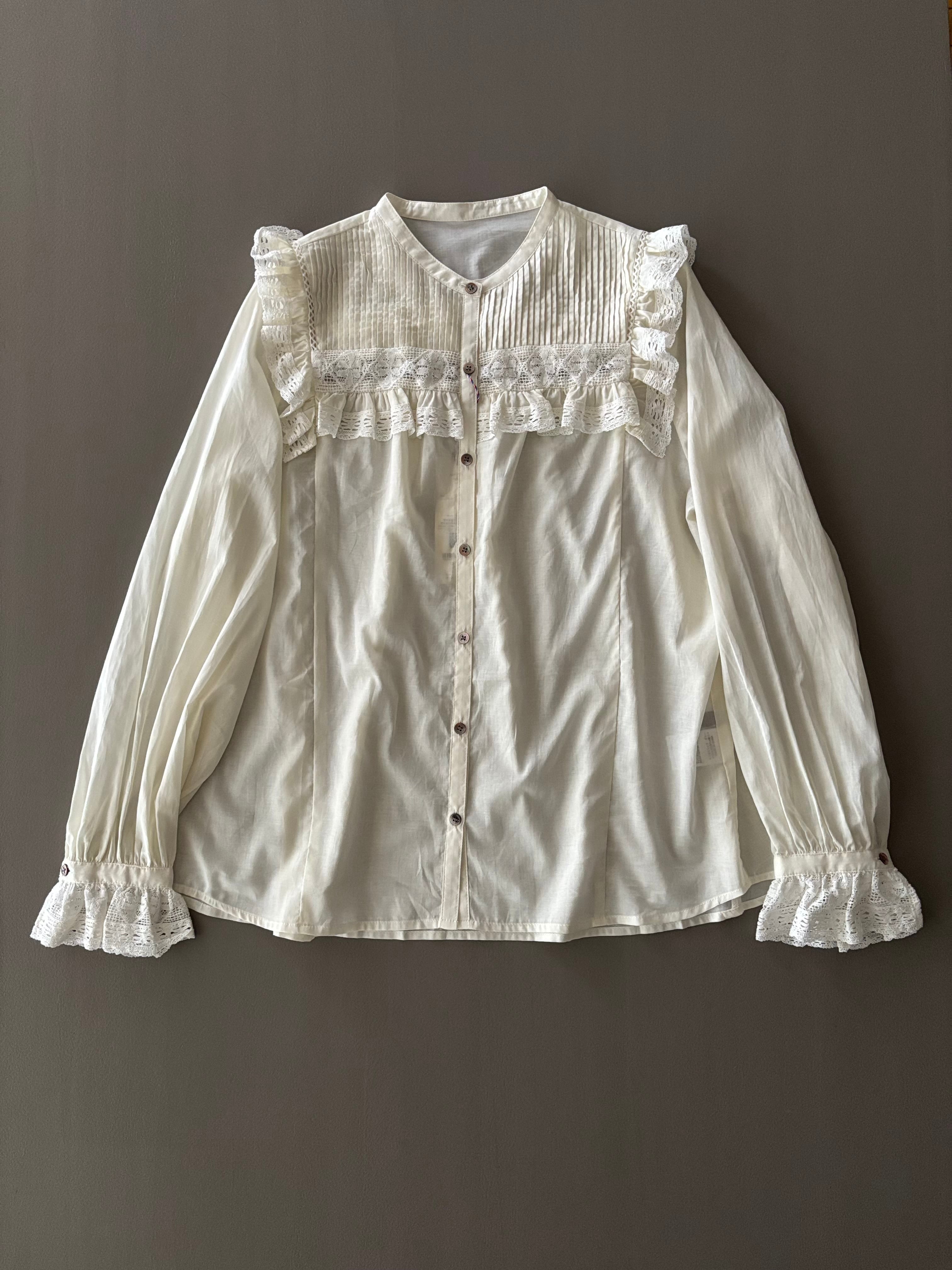 アイボリー ピンタックブラウス D50 Victorian maiden ピンタック