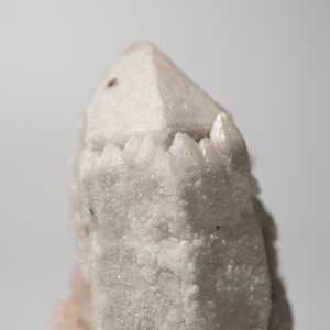 ピンクカルサイト キャンドルクォーツ / 原石 標本