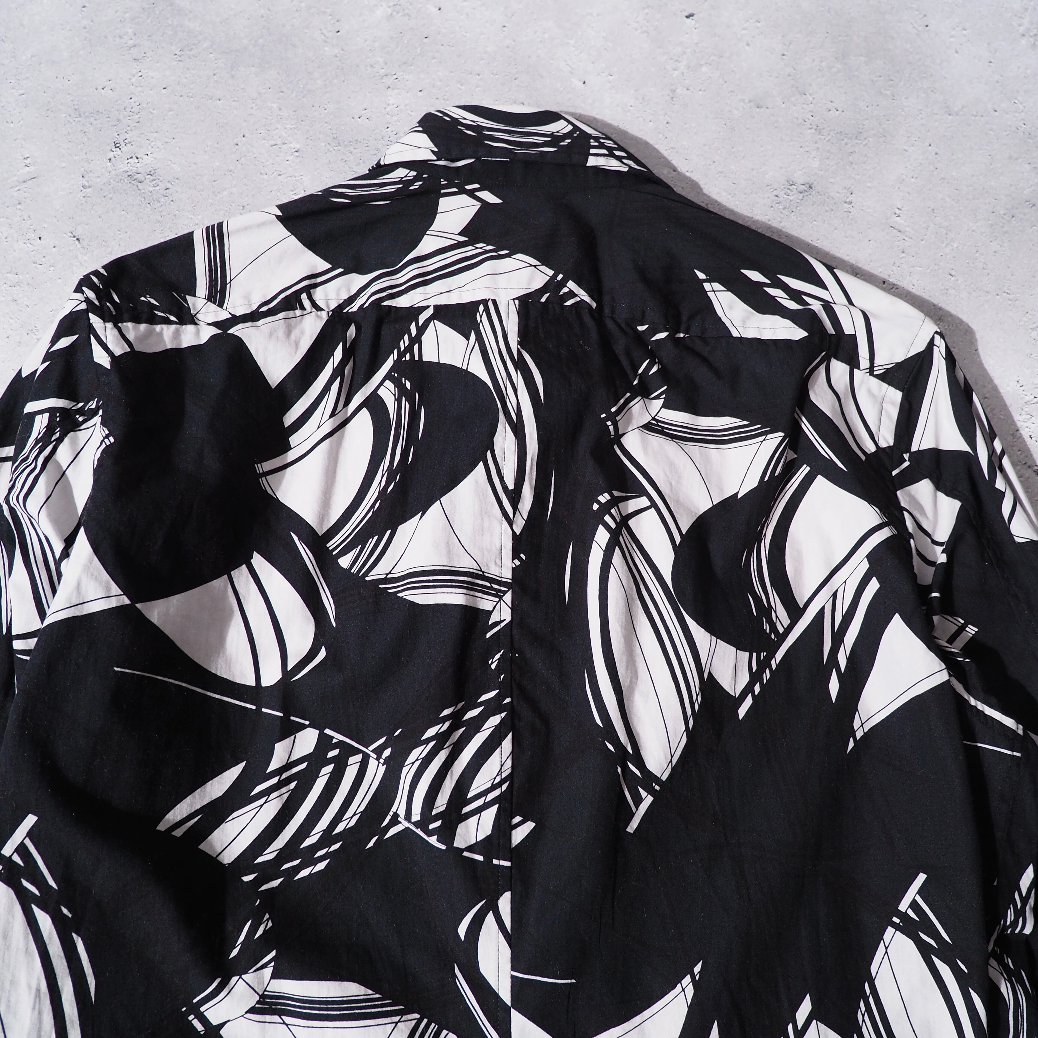 ” KATHARINE HAMNETT LONDON ” geometric contemporary art pattern design shirt