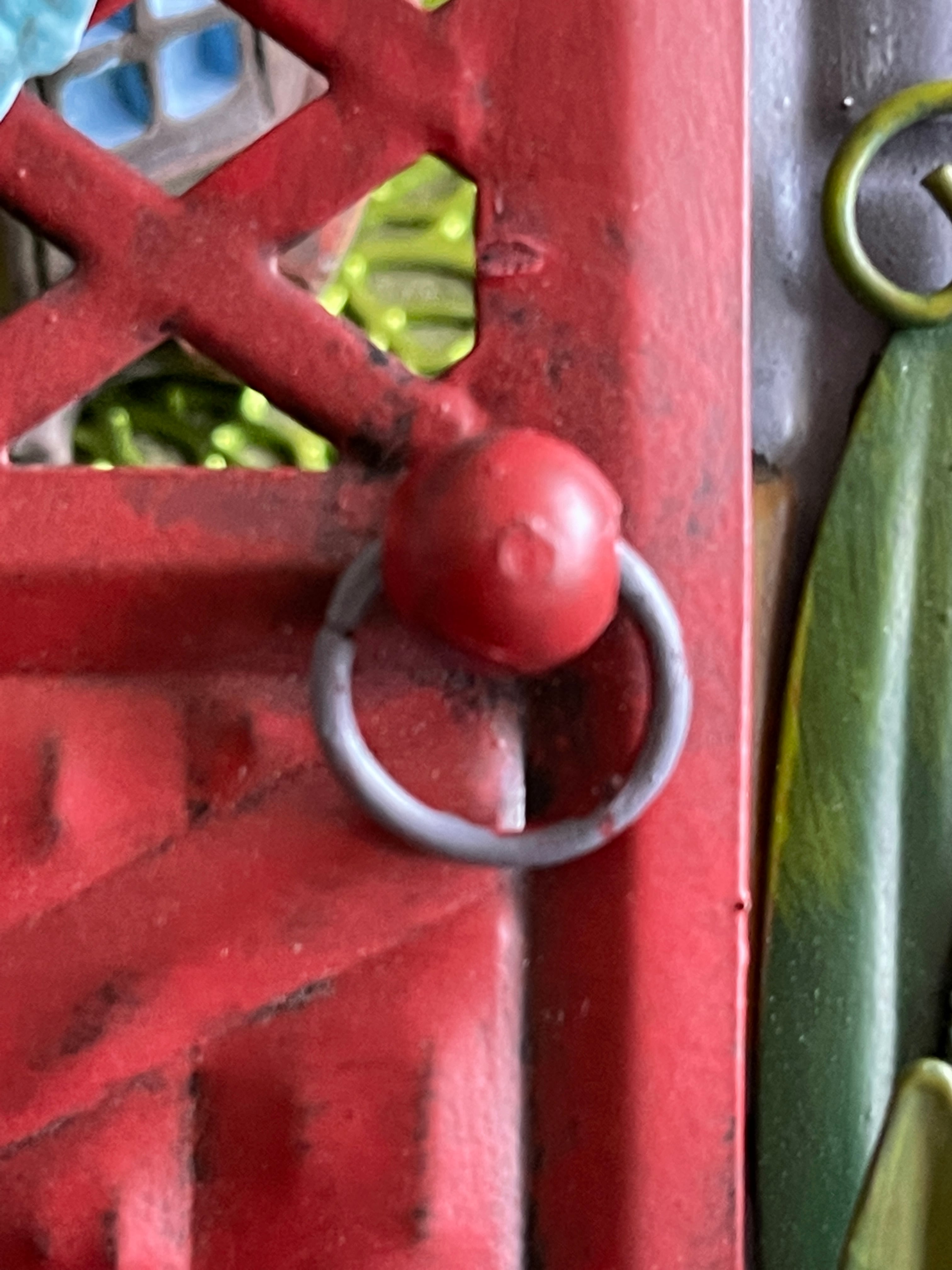 『フェアリーシリーズ』フェアリードア　赤いドア メタル素材 Metal Red Crisscross Door イギリスより