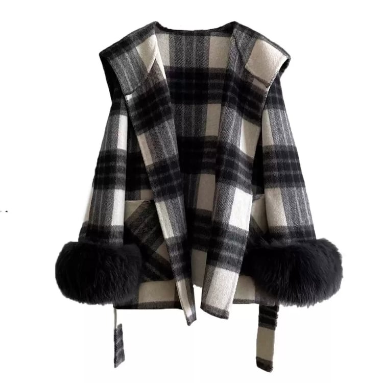 Fur-sleeved checked cape coat 00257