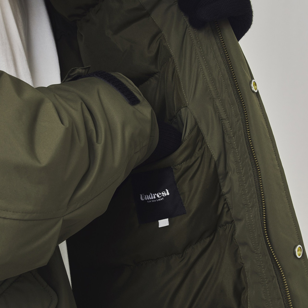 マウンテンシェル・ダウンモッズコート K5564 - 5