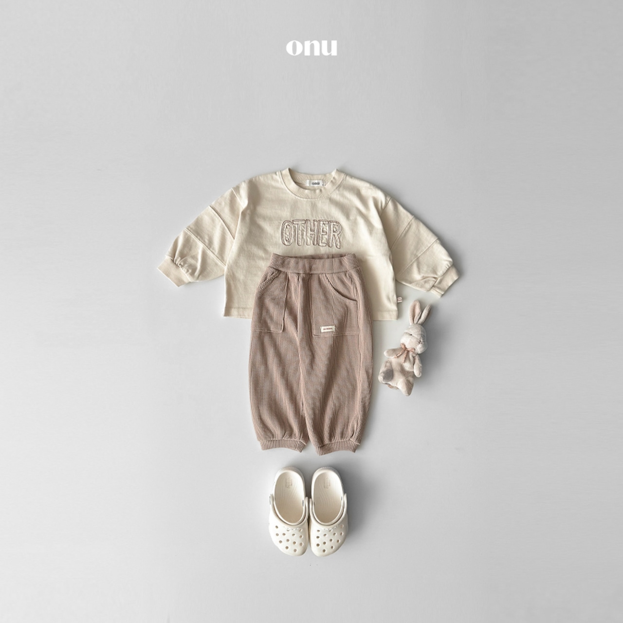 ONU 26/SS Waffle Jogger Pants