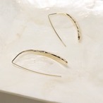 フックデザインピアス 韓国デザイン 両耳 GOLD 引っかけるだけピアス シンプルピアス 4センチ パーティーピアス 結婚式ピアス bittersweet