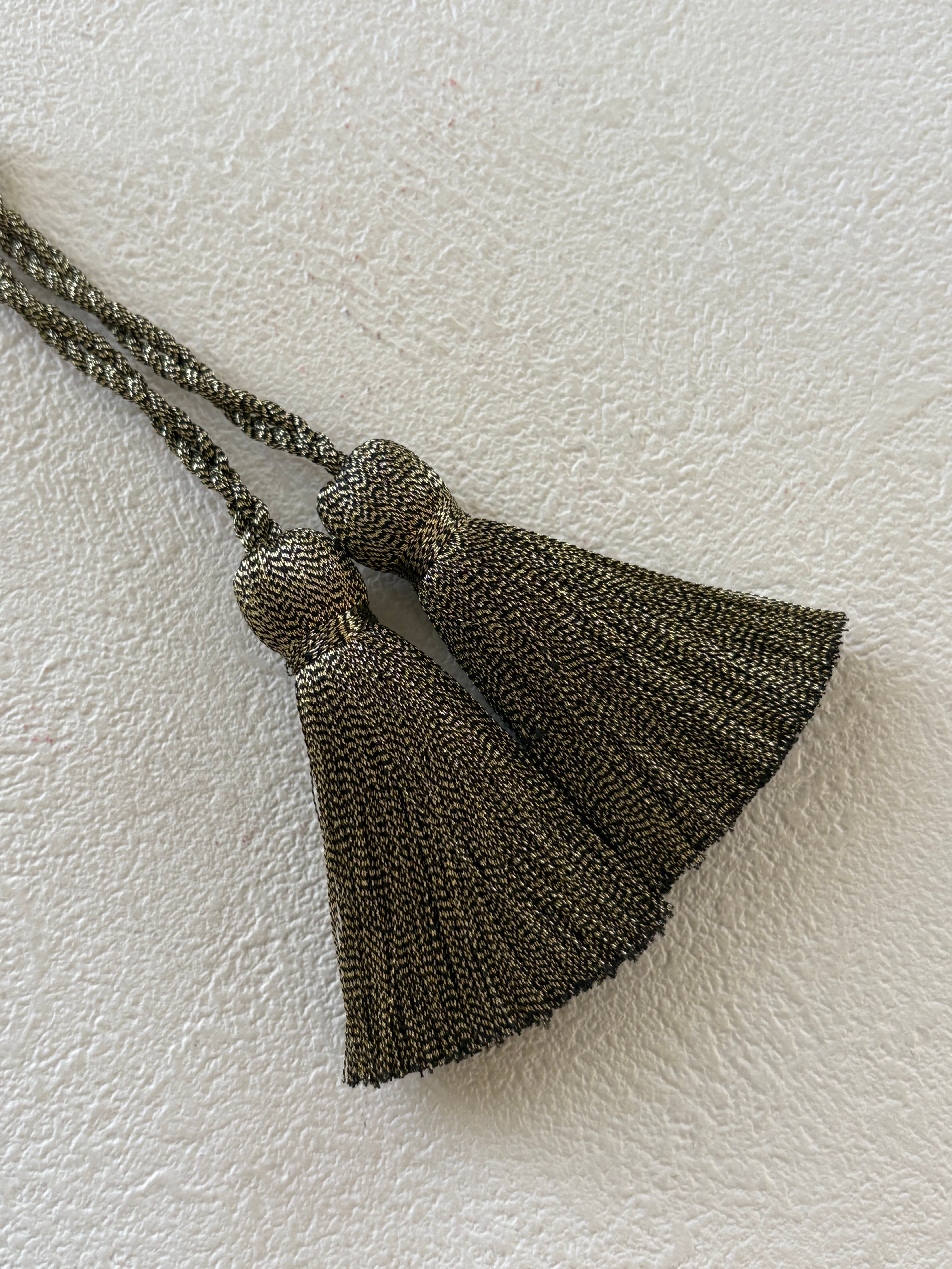 フランス 輸入デザインタッセル 5cm メタリックゴールド カルトナージュ チャーム アクセサリーパーツ インテリアタッセル 撮影小物 インテリア小物