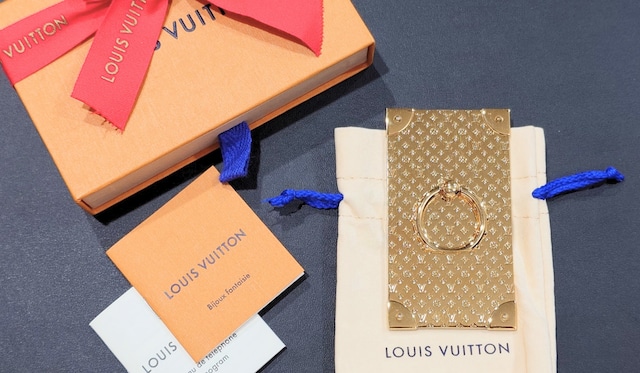 LOUIS VUITTON ルイヴィトン フォンリング トランク LV ロゴ モノグラム スマホリング バンカーリング スマホスタンド ゴールド M63145