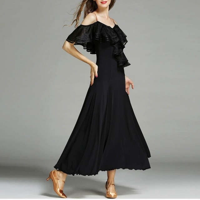 ドレープ ラッフル ラインストーン ドレス 1col　D00409