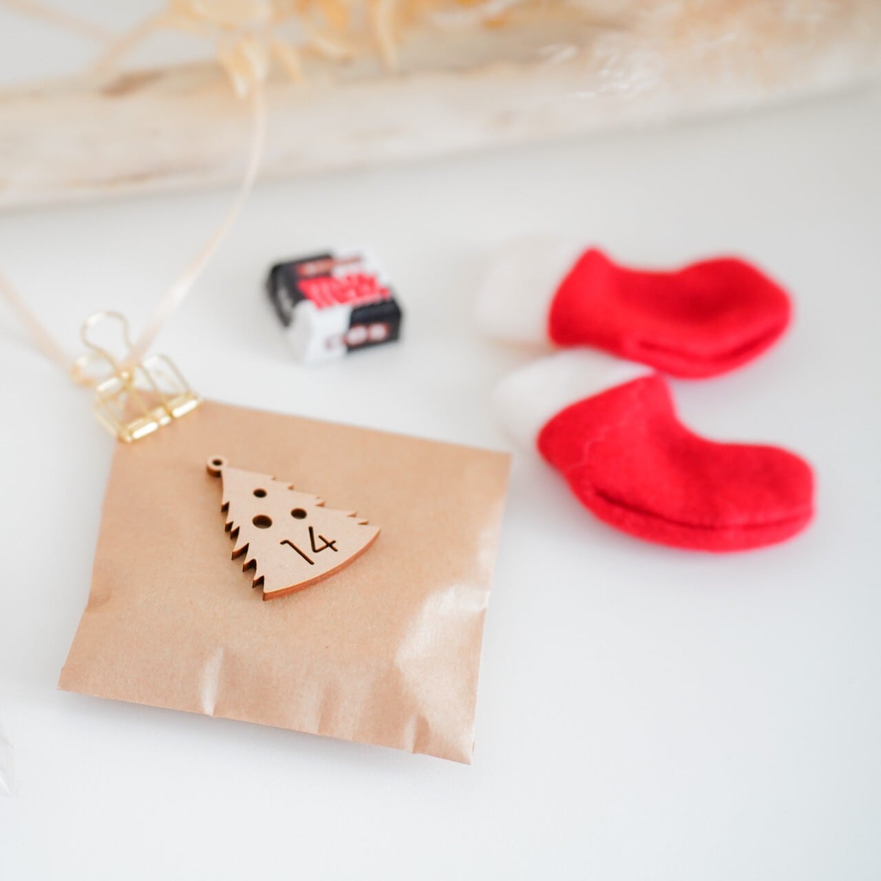 【LEISURE CLUB】クリスマス アドベント カレンダー 紙袋 LEISURE CLUBクリスマス アドベント カレンダー 紙袋 ラッピングの通販