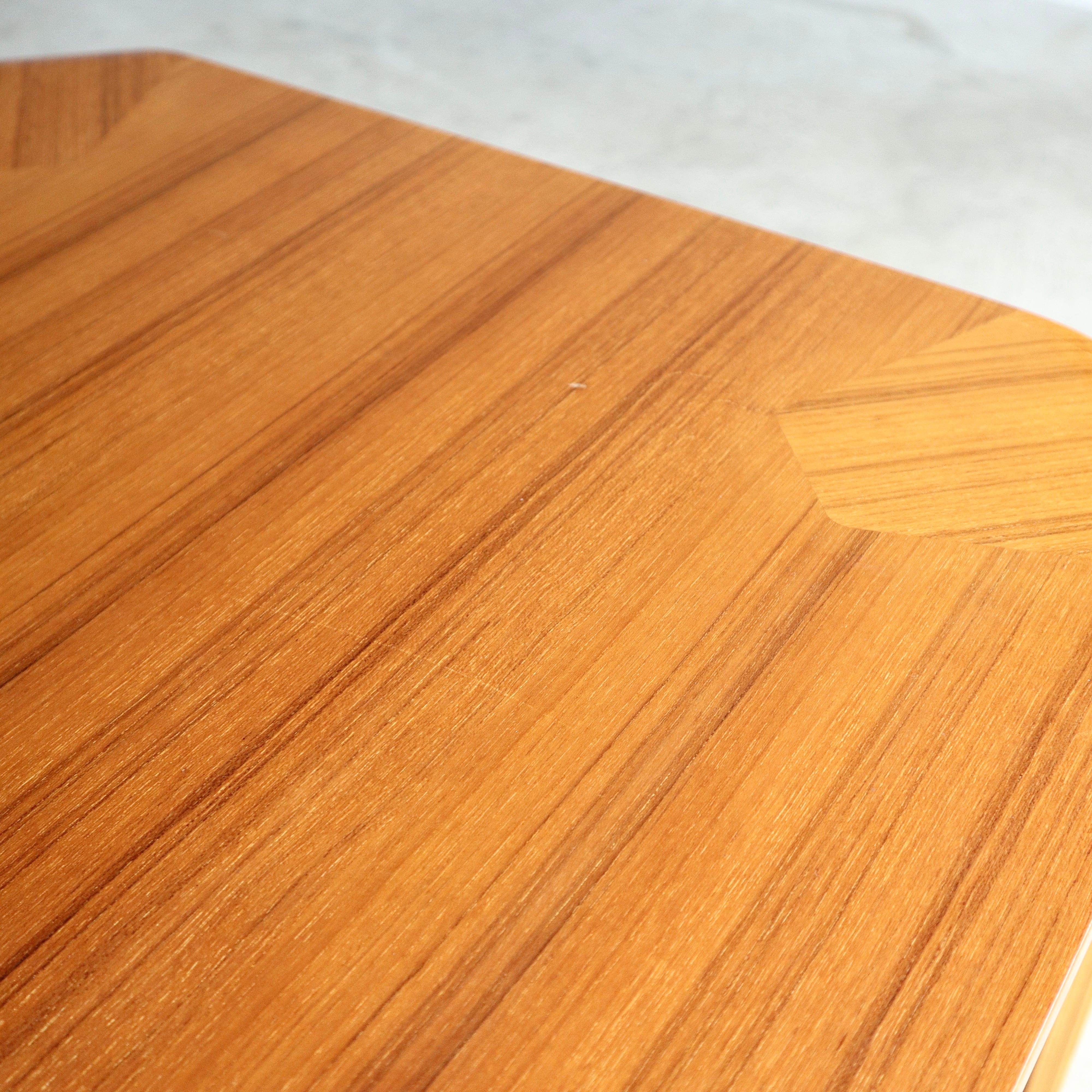 Japanese Modern Vintage Tendo Ply Wood Center Table 天童木工 Japanese Modern Vintage Tendo Ply Wood Center Table 天童木工