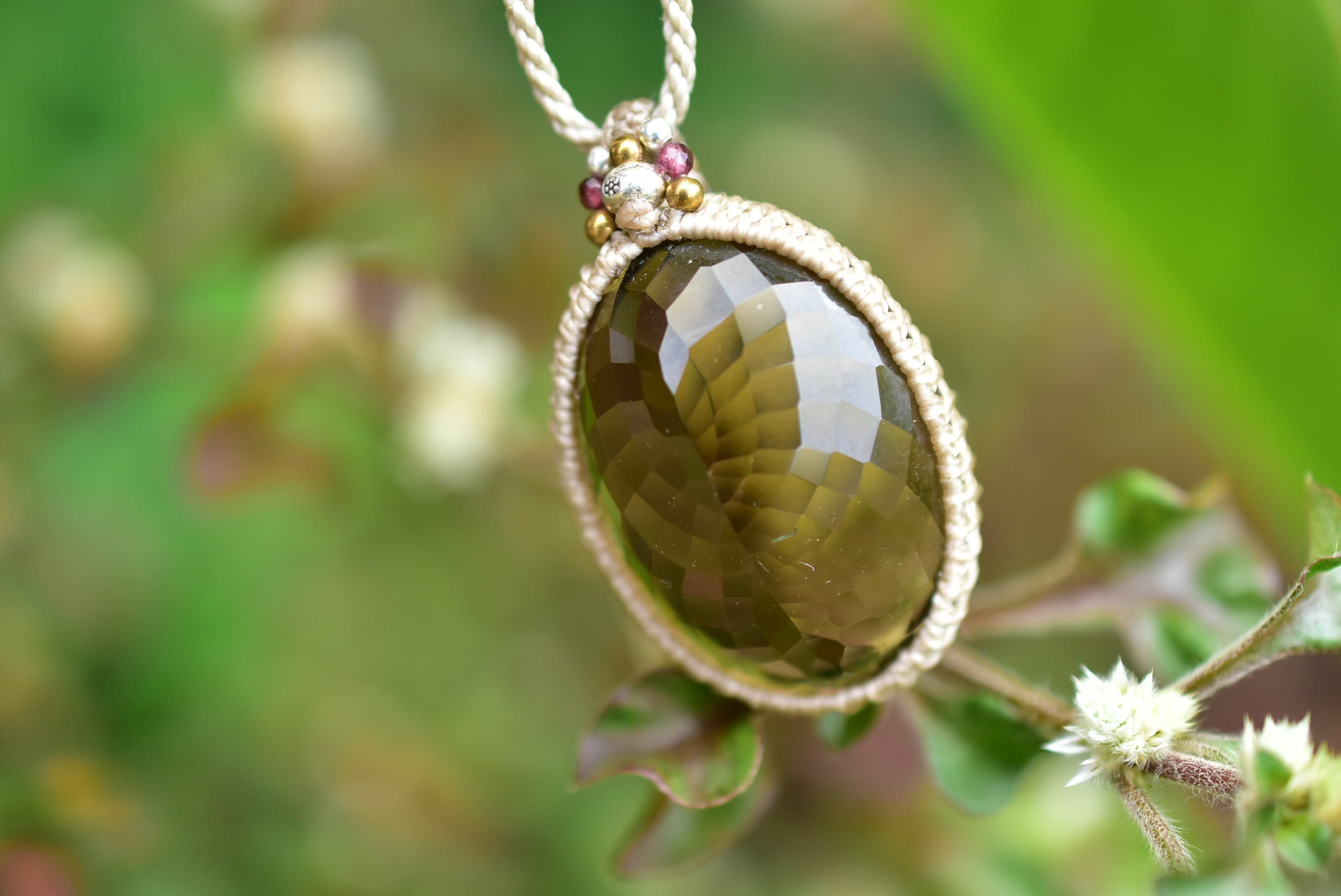 宝石ファセットカット☆スモーキークォーツ マクラメペンダント110