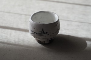 丸田宗彦   45.粉引唐津ぐい呑