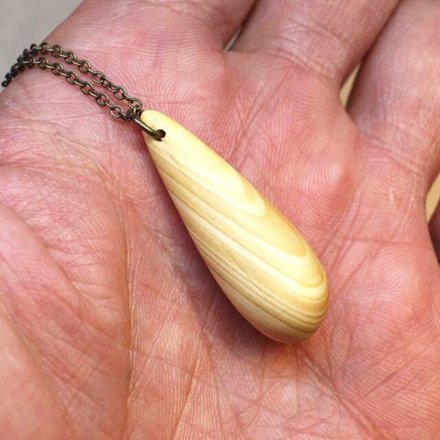 木製ペンダント PT021 | デザイン工房はりまや ウッドクラフトショップ