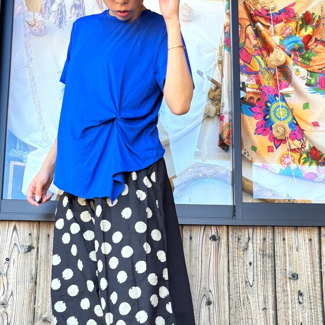 美シルエットデザインティシャツ