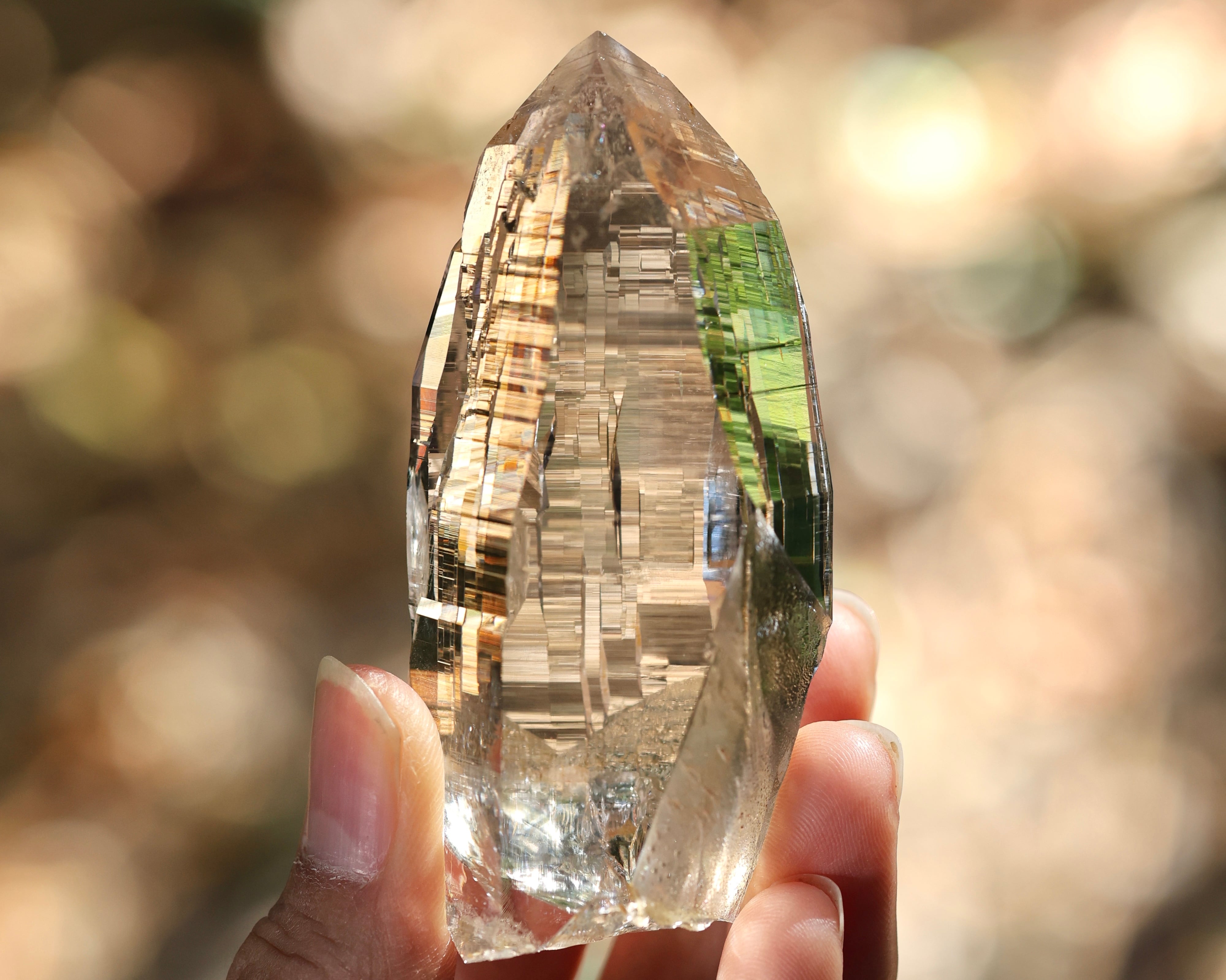 ヒマラヤ水晶 ガネーシュヒマール産 | 石垣島の夜光貝アクセサリーと