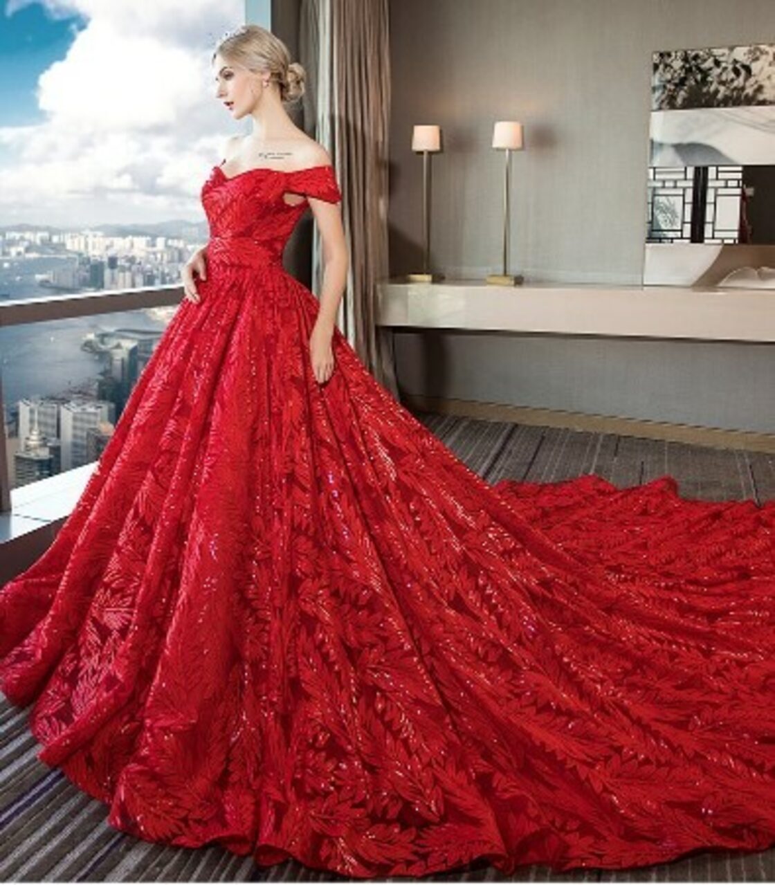 豪華！ ウエディングドレス 赤 オフショルダー ロングトレーン 人気  