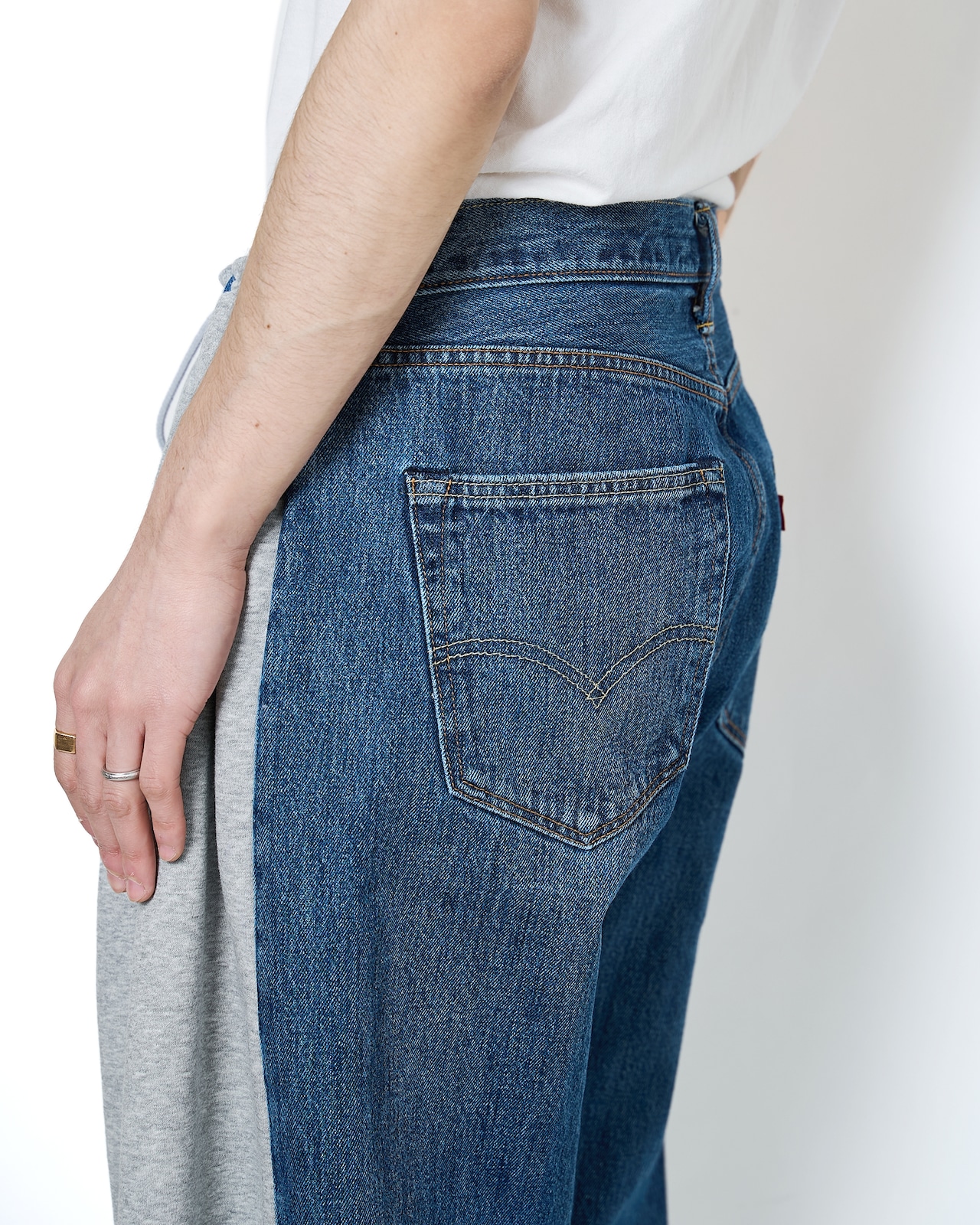 BLESS "Overjoggingjeans "L"〔LIGHTGREY/DENIMBLUE〕"