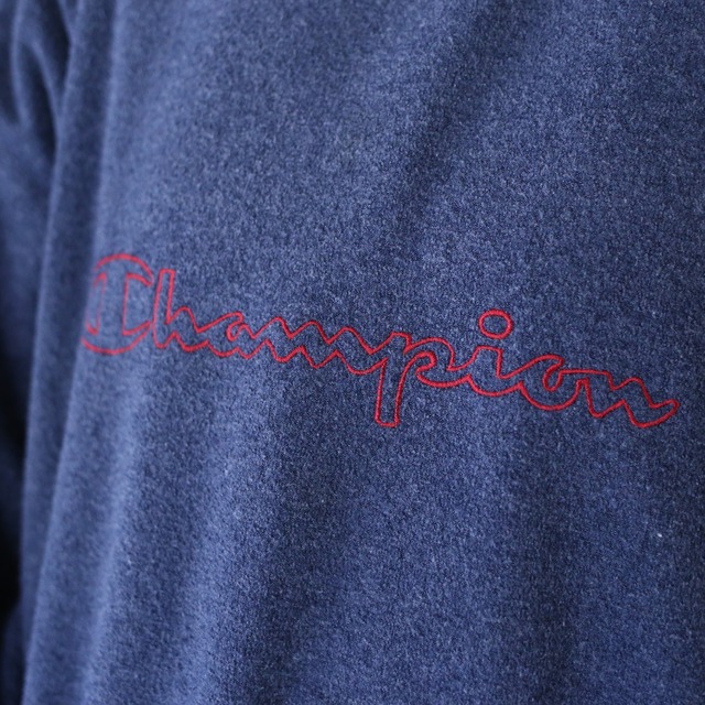 "Champion" 刺繍 front logo design XXL over silhouette fleece pullover