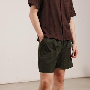 ライトウェイト・アーバン ナイロンショーツ Y9261