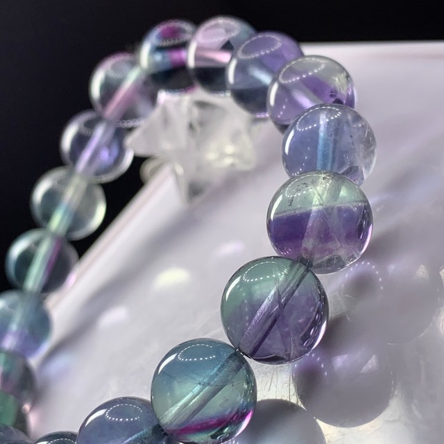 ー極ー繊細✩美グラデーションフローライトブレスレット