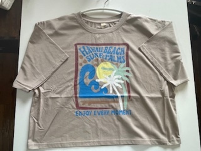 WAVE柄　ショート丈Tシャツ