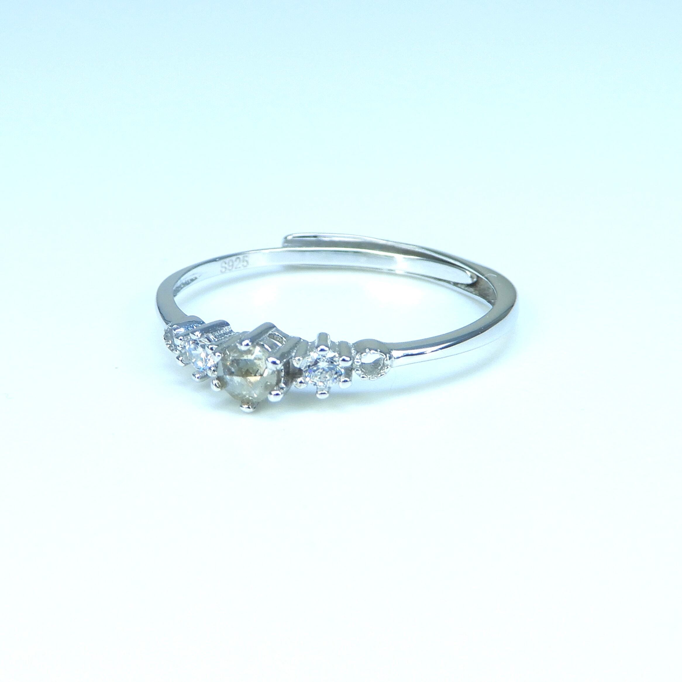 プラいちRing♦︎ダイヤモンド♦︎WGカラー《0042》