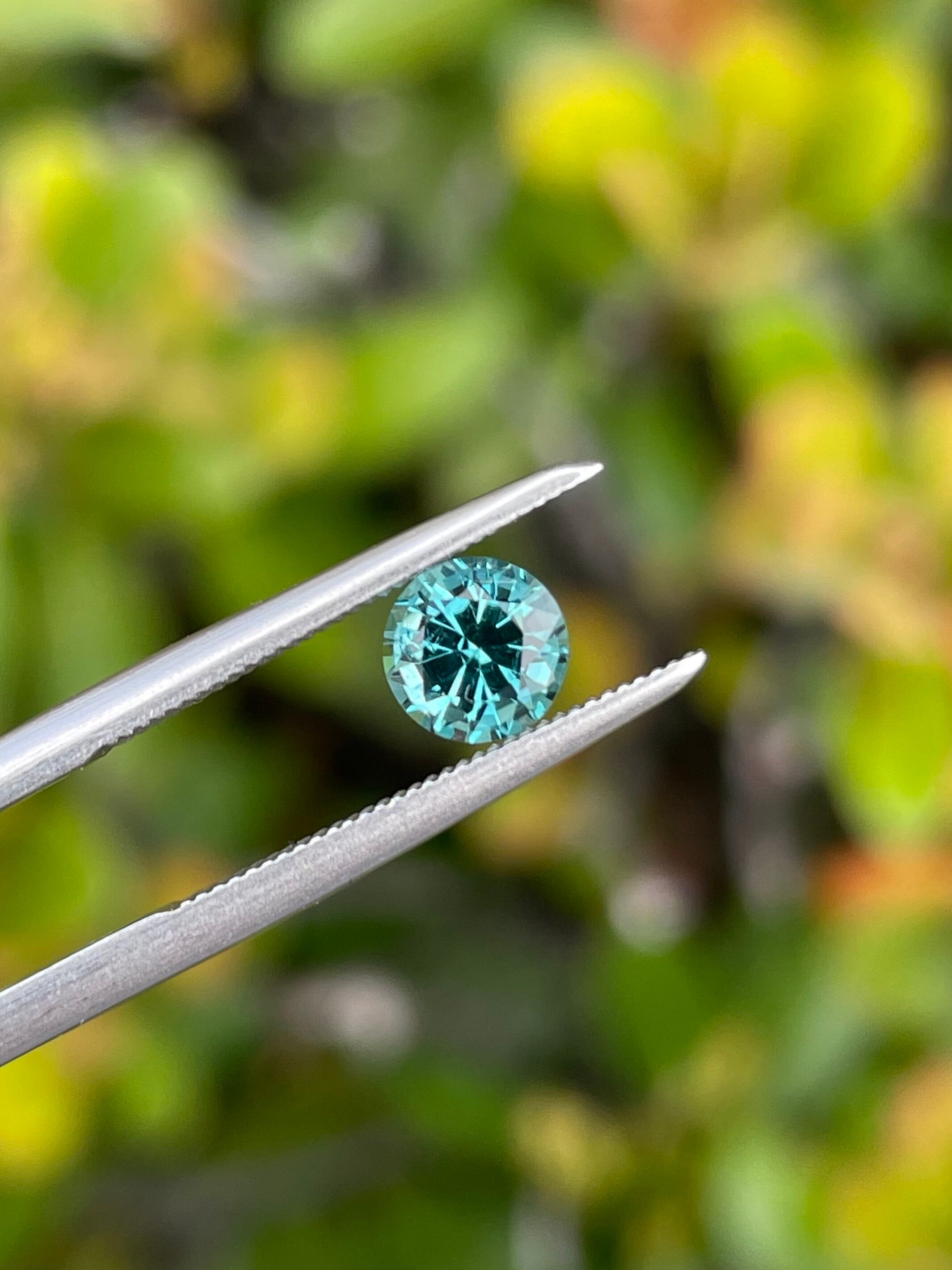 ラグーントルマリン 5.3x5.3x4.0mm, 0.64ct, ナミビア産 | Pay ID ラグーントルマリン 5.3x5.3x4.0mm, 0.64ct, ナミビア産 | Pay ID
