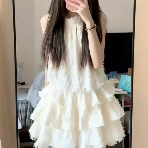 フェザーノースリティアードミニワンピ ・76650