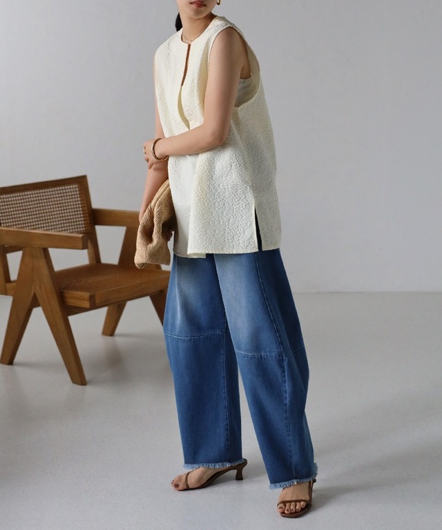 カーヴィーデニム