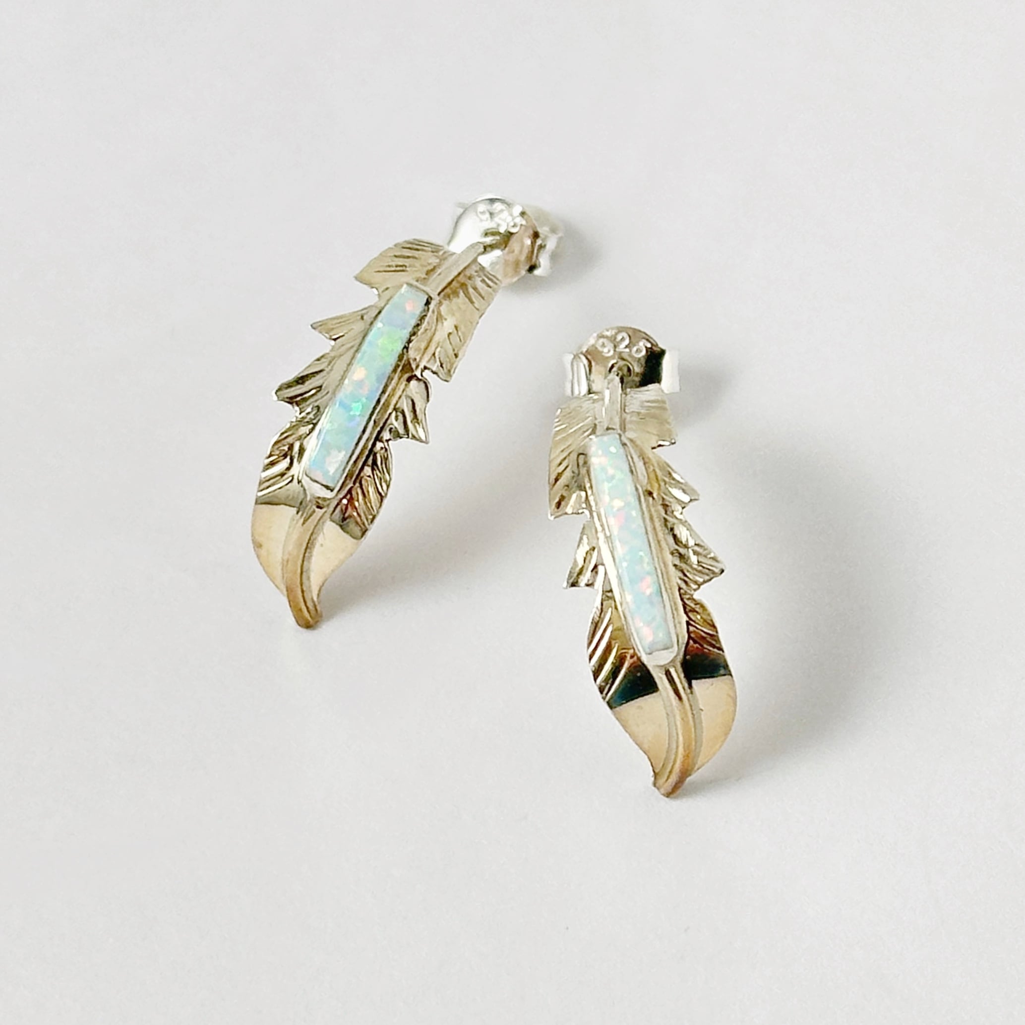 《Indian jewelry》 フェザー ストーン スタッド ピアス Mサイズ