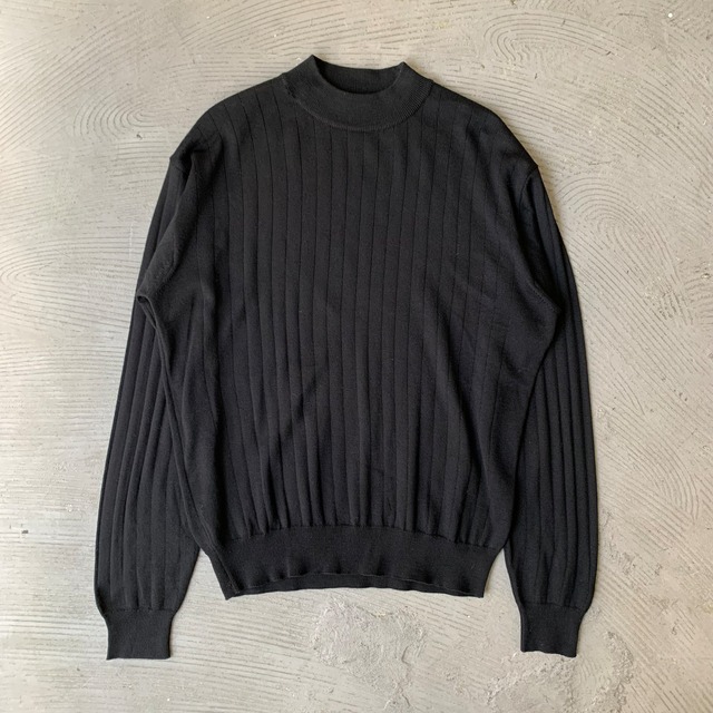 Mockneck knit sweater