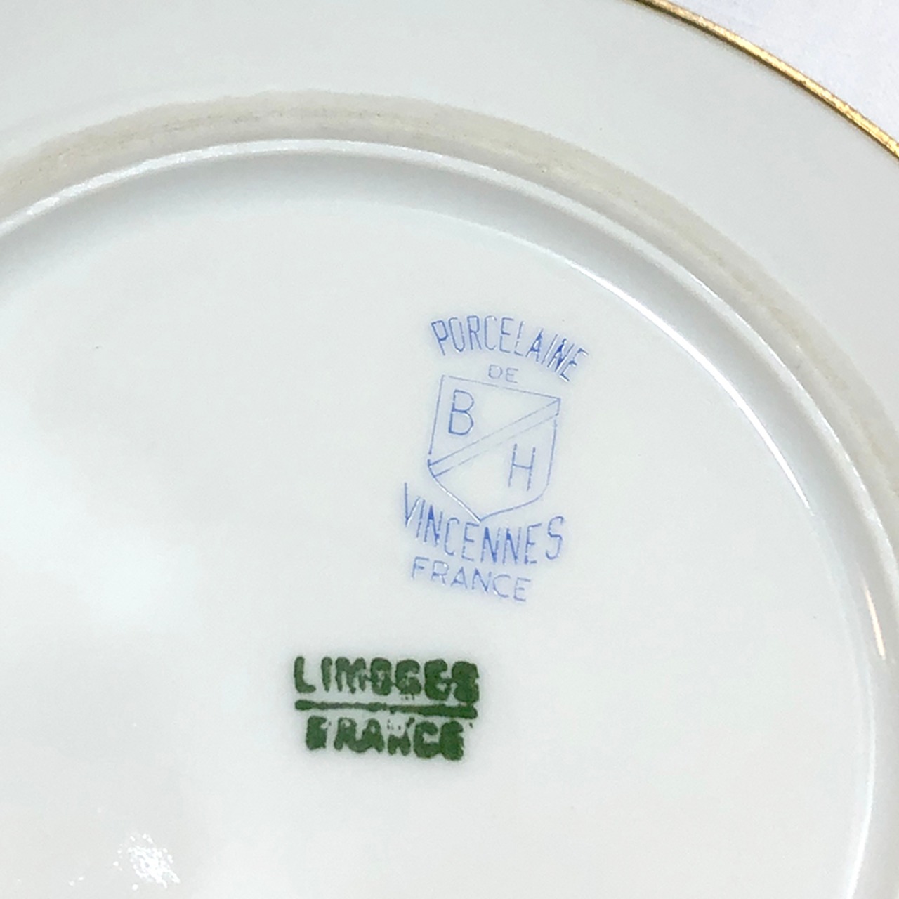 リモージュ　小皿（虫柄）　ポーセレンBHヴァンセンヌ ゴールドフレーム　 Limoges 15twb14