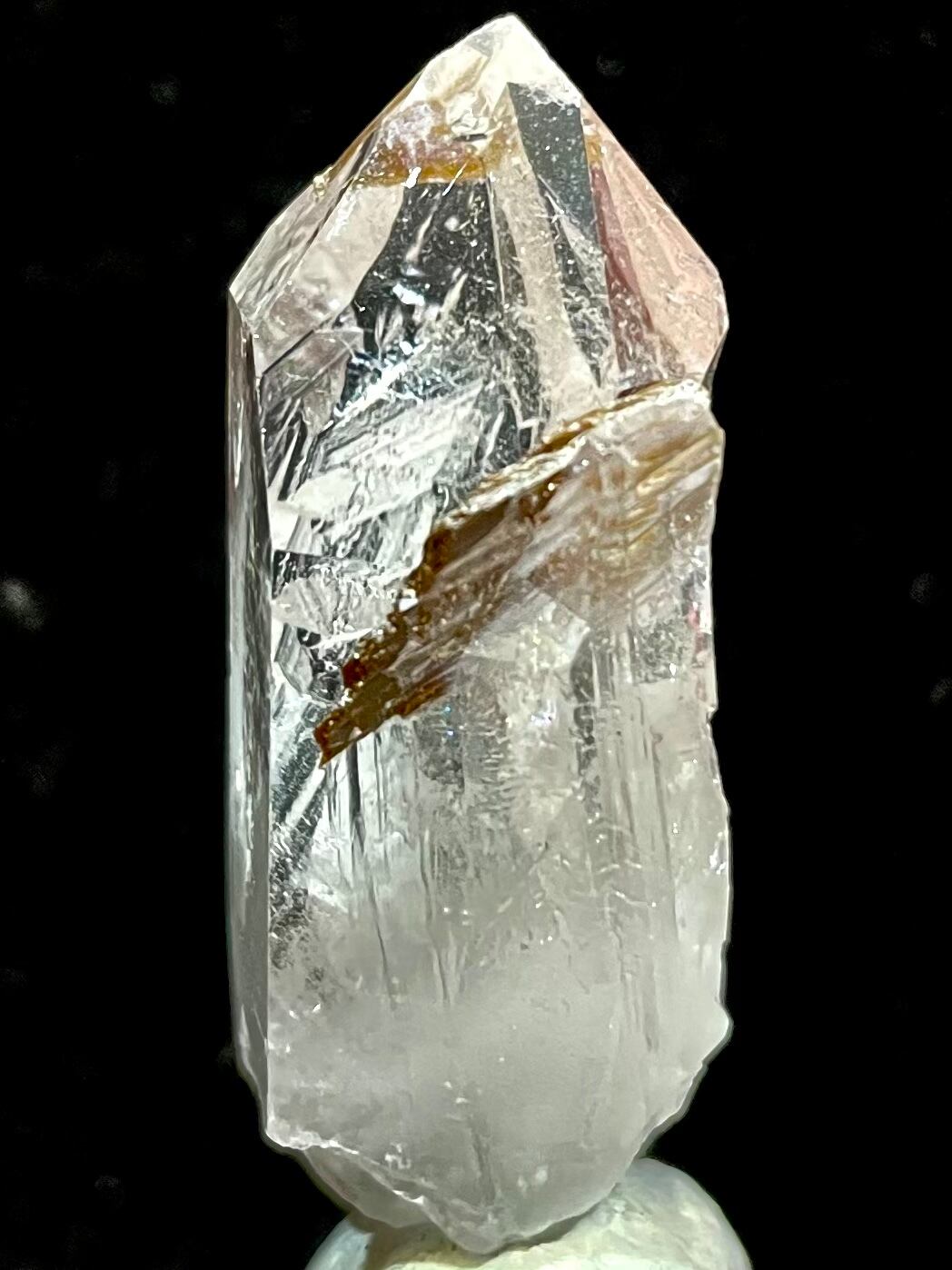 21) ブルッカイトINクオーツ