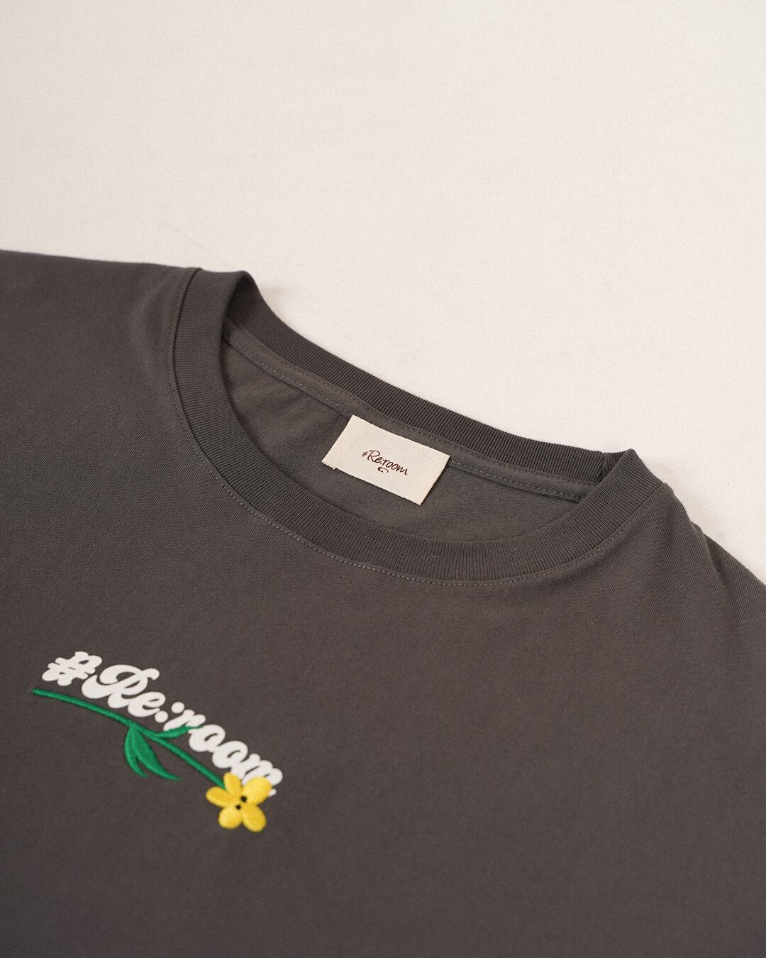 Re:room】LOGO&FLOWER EMBROIDERY T-SHIRTS［REC893］ | #Re:room