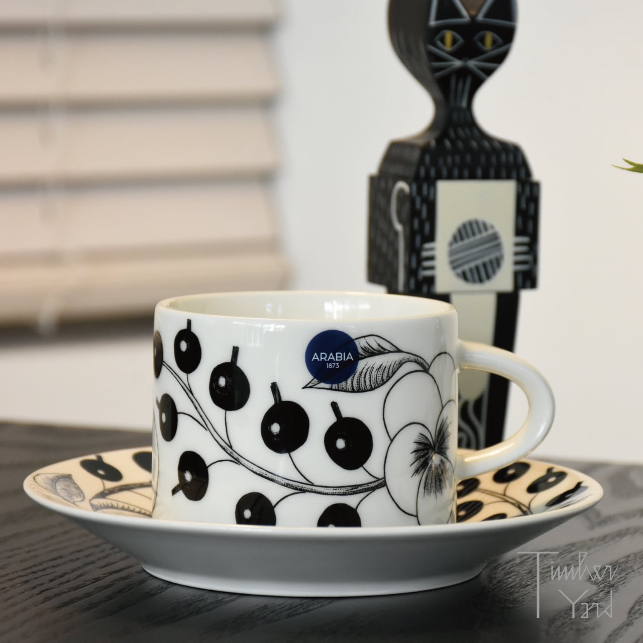 アラビア、ブラックパラティッシ、オーバルプレート２枚（中古、マグカップ１個（新品 アラビア、ブラックパラティッシ、オーバルプレート2枚（中古