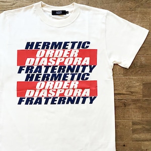〈残り1点〉【Diaspora Skateboards】Hermetic Order Tシャツ（ナチュラル）