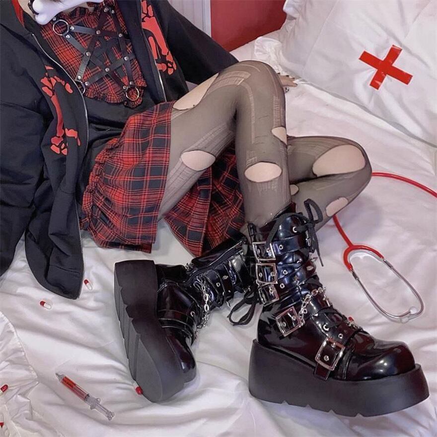 地雷系 厚底靴 ヒール高8cm チェーン ストリートファッション サブカル系