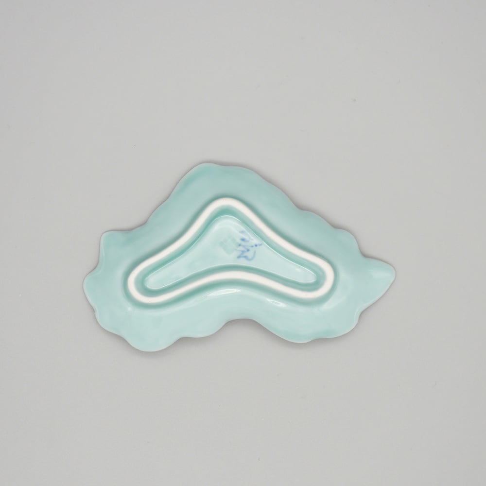 青磁（赤） 菊花型 | 肥前吉田焼 陶磁器の与山窯