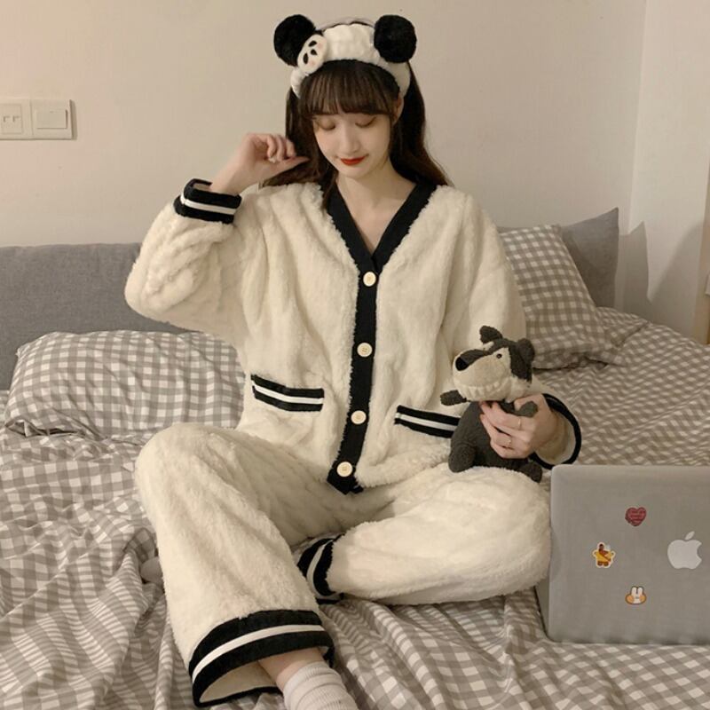 レディースオータムウィンターコーラル ロング 大人ガーリー スウィート キュート カジュアル 秋物 冬物 萌量不足53588341722