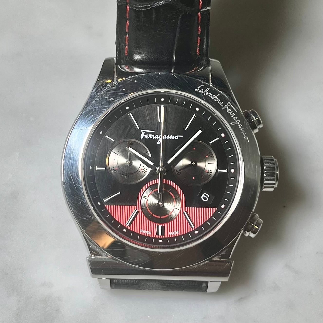 SALVATORE FERRAGAMO chronograph quartz watch | NOIR ONLINE powered by BASE