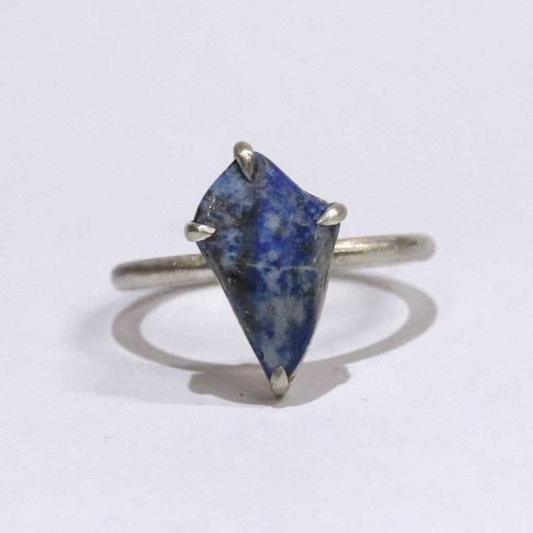 ラピスラズリさざれ石_R_14.5×9_SV950