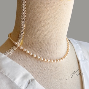 シルクの糸で結んだ淡水パールのネックレス(41cm)